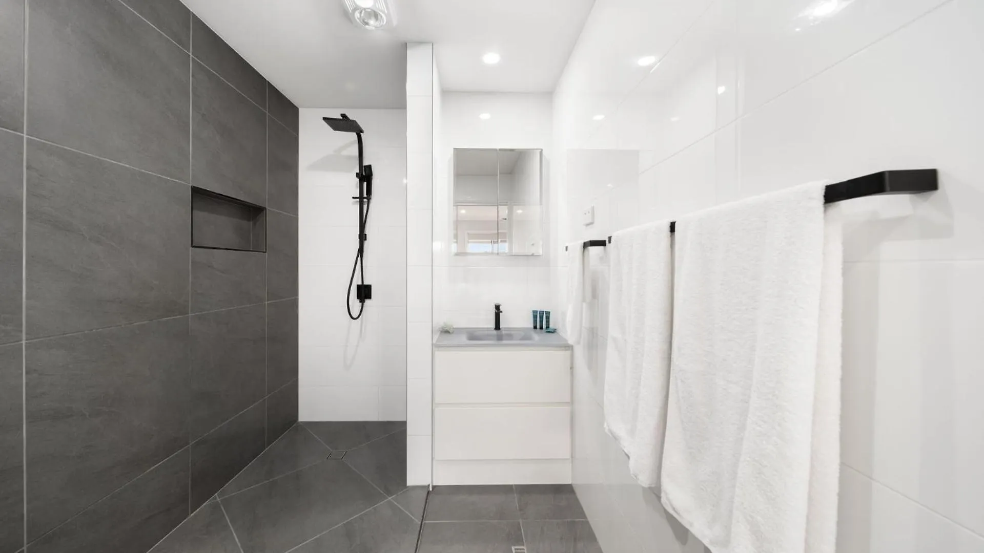 Unit 4 Tuscany Shores 마르쿨라 0*,